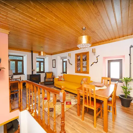 Casa de Férias Montanhas Do Xisto - Solar Do Xisto Poente